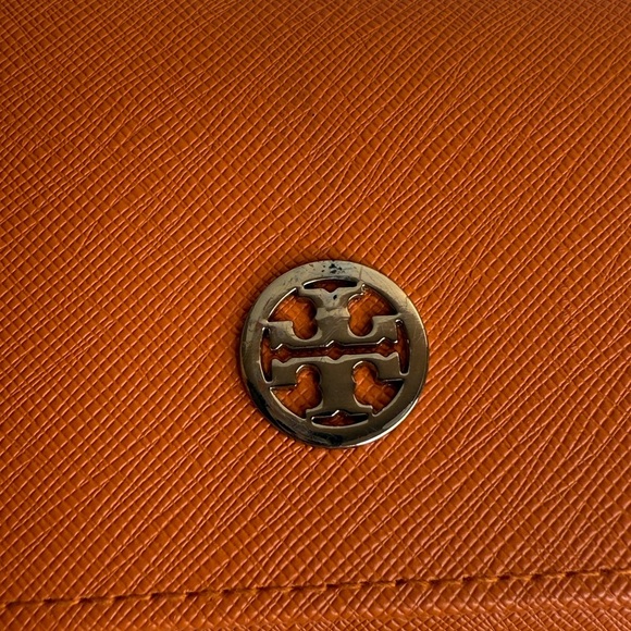 Tory Burch Vibrant Orange Leather Sunglasses Case Authentic Gold Magnetic Design - Picture 10 of 17